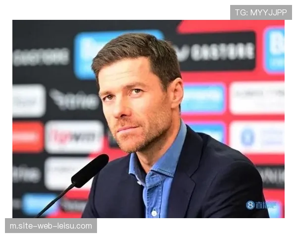 阿隆索三中卫配置稳固,勒沃库森后场传导网络层次分明 阿隆索三中卫配置稳固,勒沃库森后场传导网络层次分明